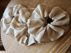 Ellen Linen Scrunchie - Natural