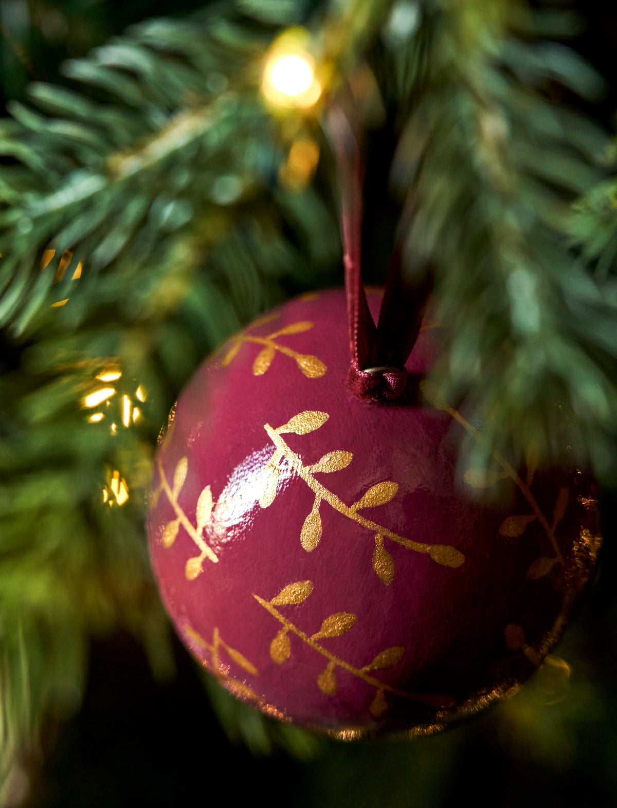 Dovedale Christmas Bauble - Berry and Gold