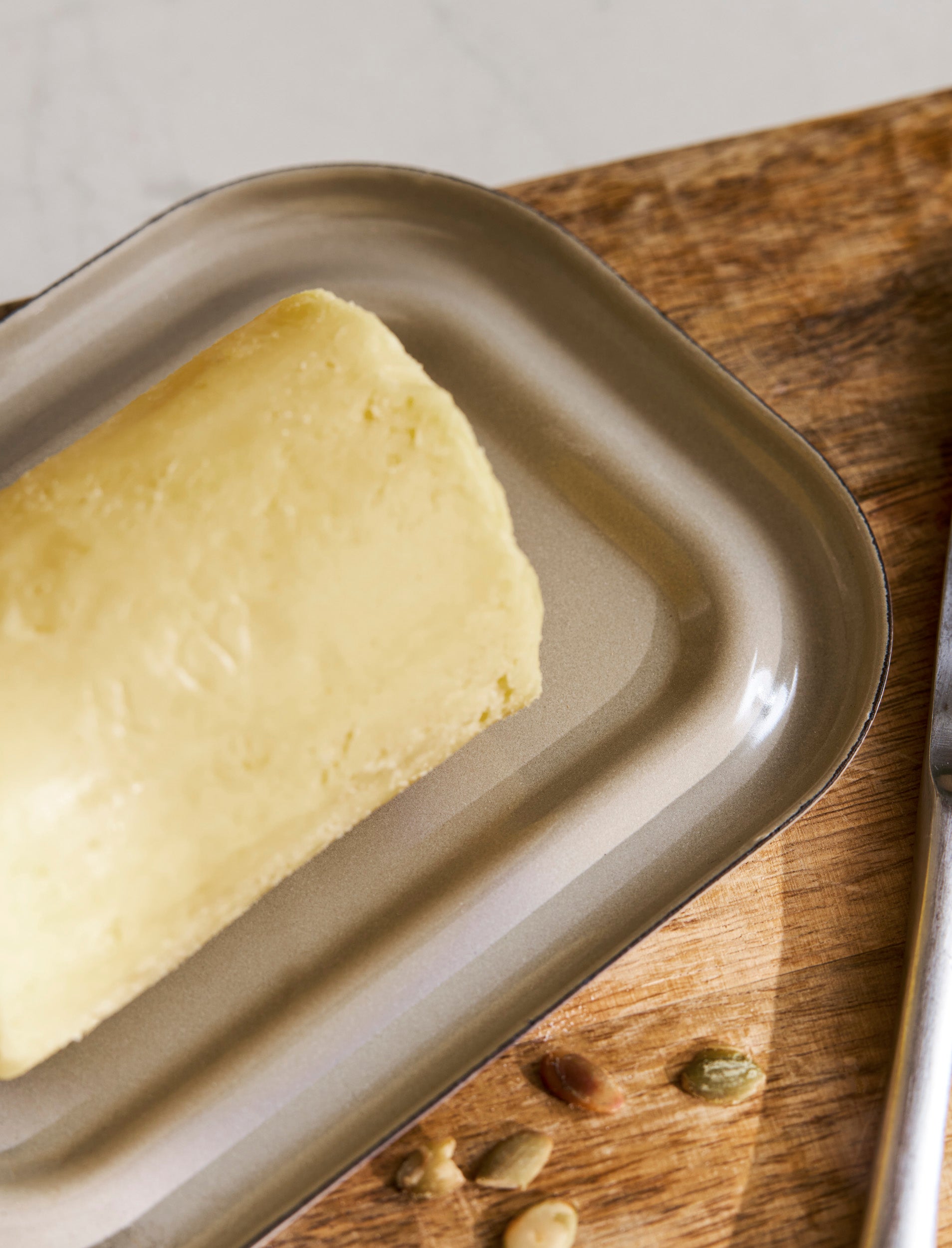 Enamel Butter Dish - Truffle