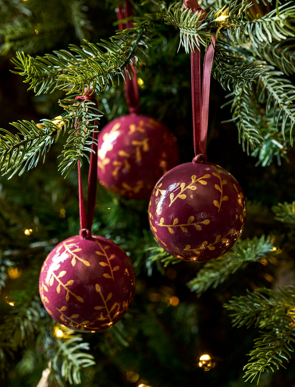 Dovedale Christmas Bauble - Berry and Gold