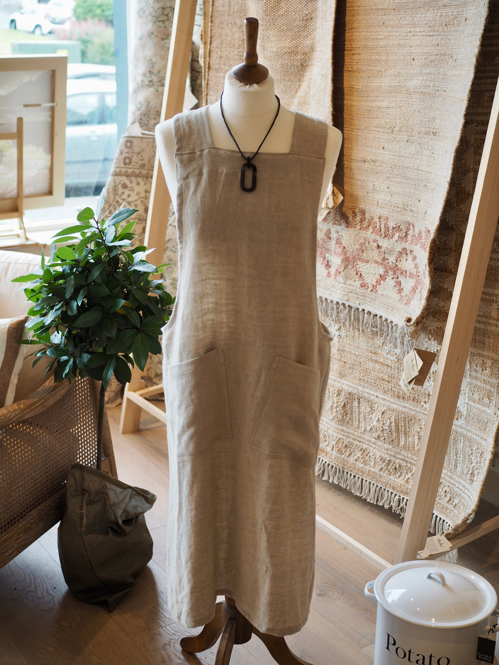 Cohen & Co. Belfast Linen Apron - Stone, Crossover