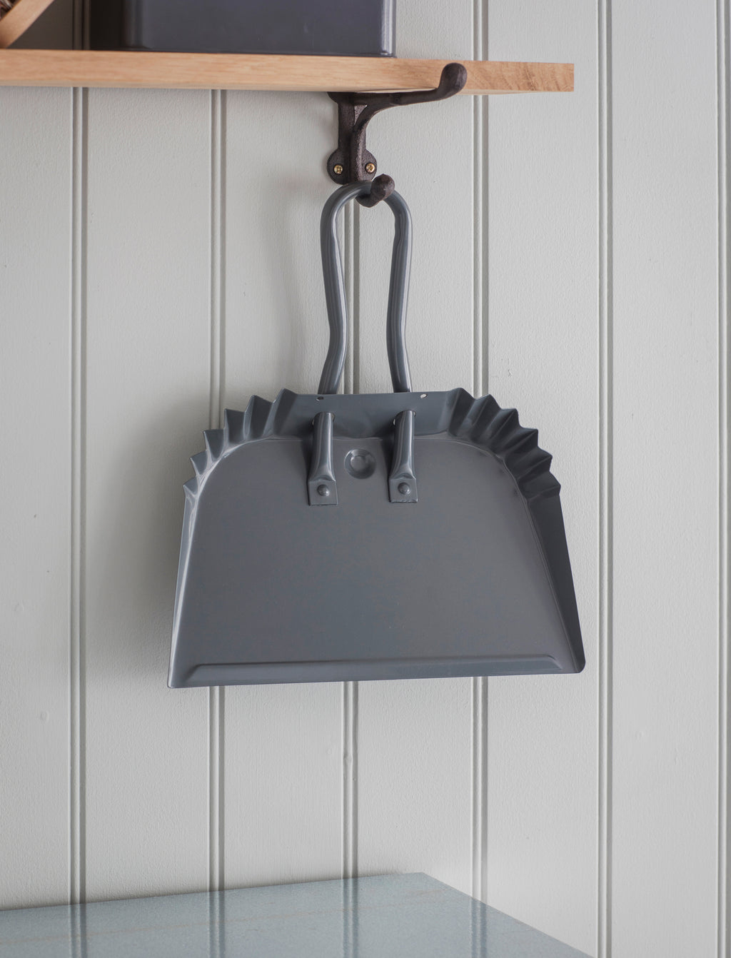 Classic Workshop Dustpan - Powder Coated Steel, Charcoal