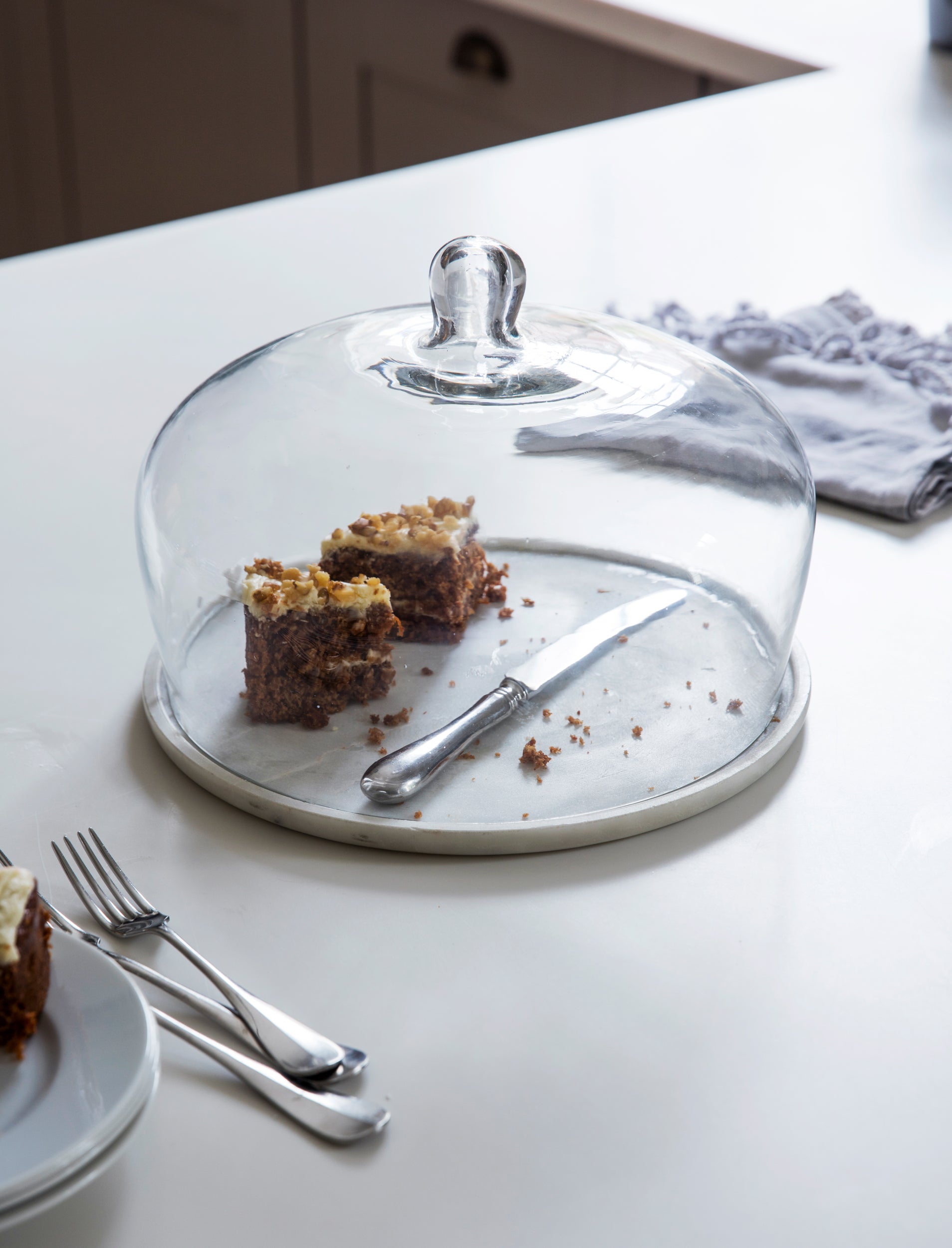 Brompton Marble Cake Dome