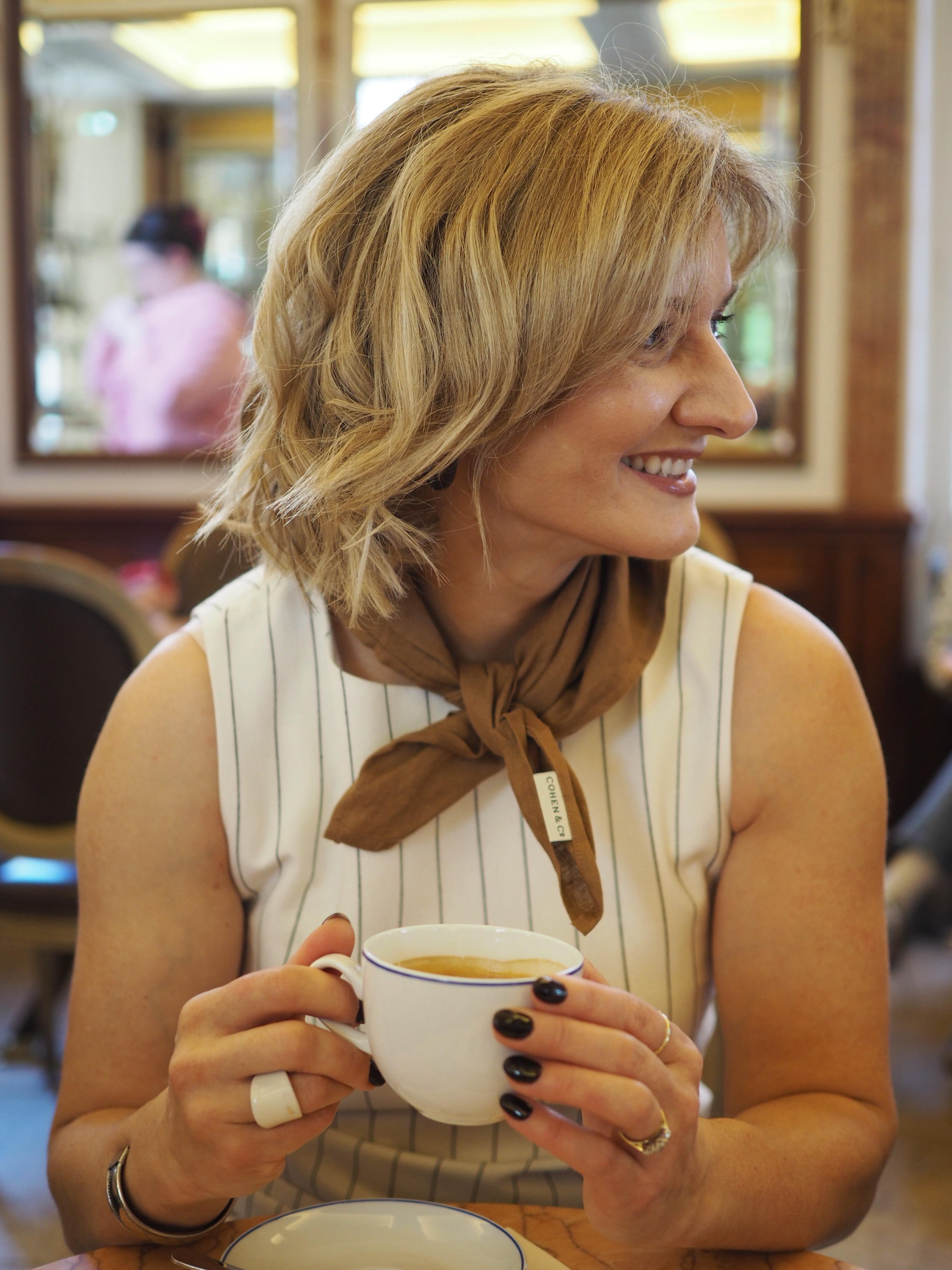 Clara Linen Neck Scarf Camel