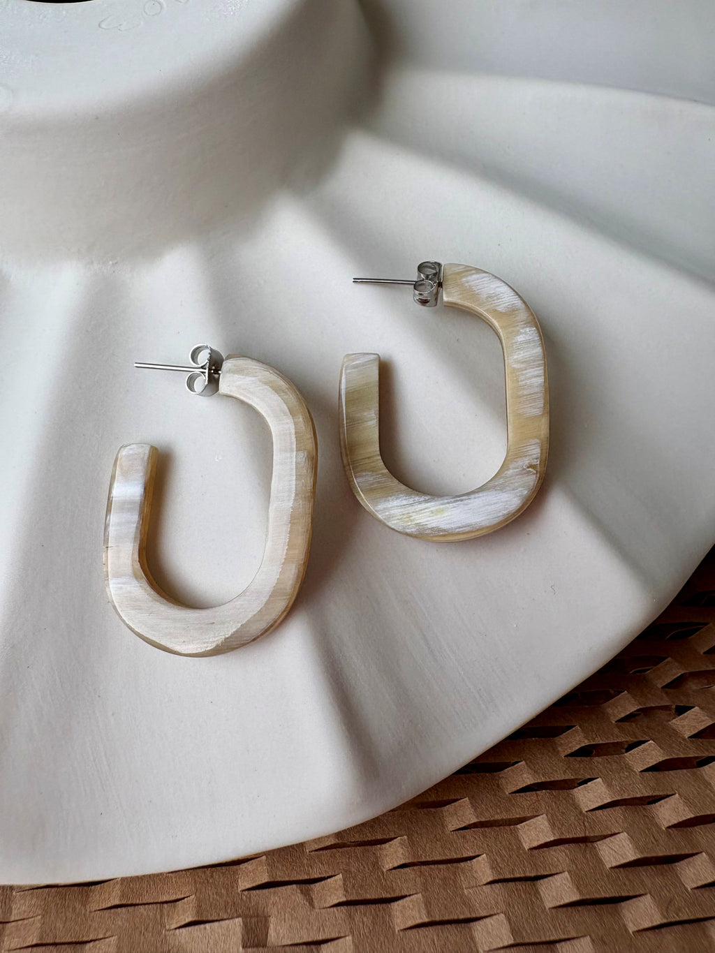Elara Natural Horn Earrings