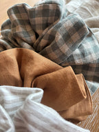 Ellen Linen Scrunchie - Camel
