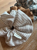 Ellen Linen Scrunchie - Cream Stripe