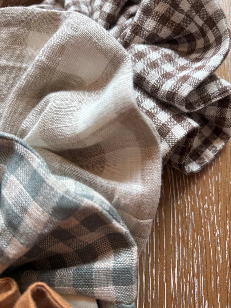 Ellen Linen Scrunchie - Chocolate Gingham