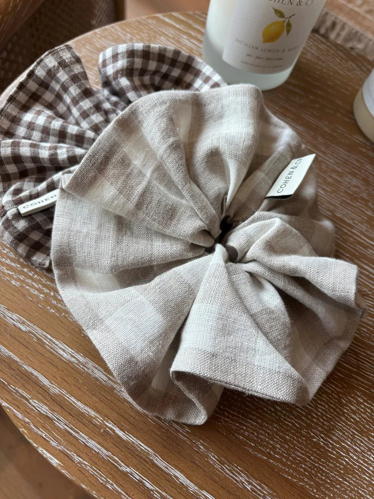 Ellen Linen Scrunchie - Cream Check
