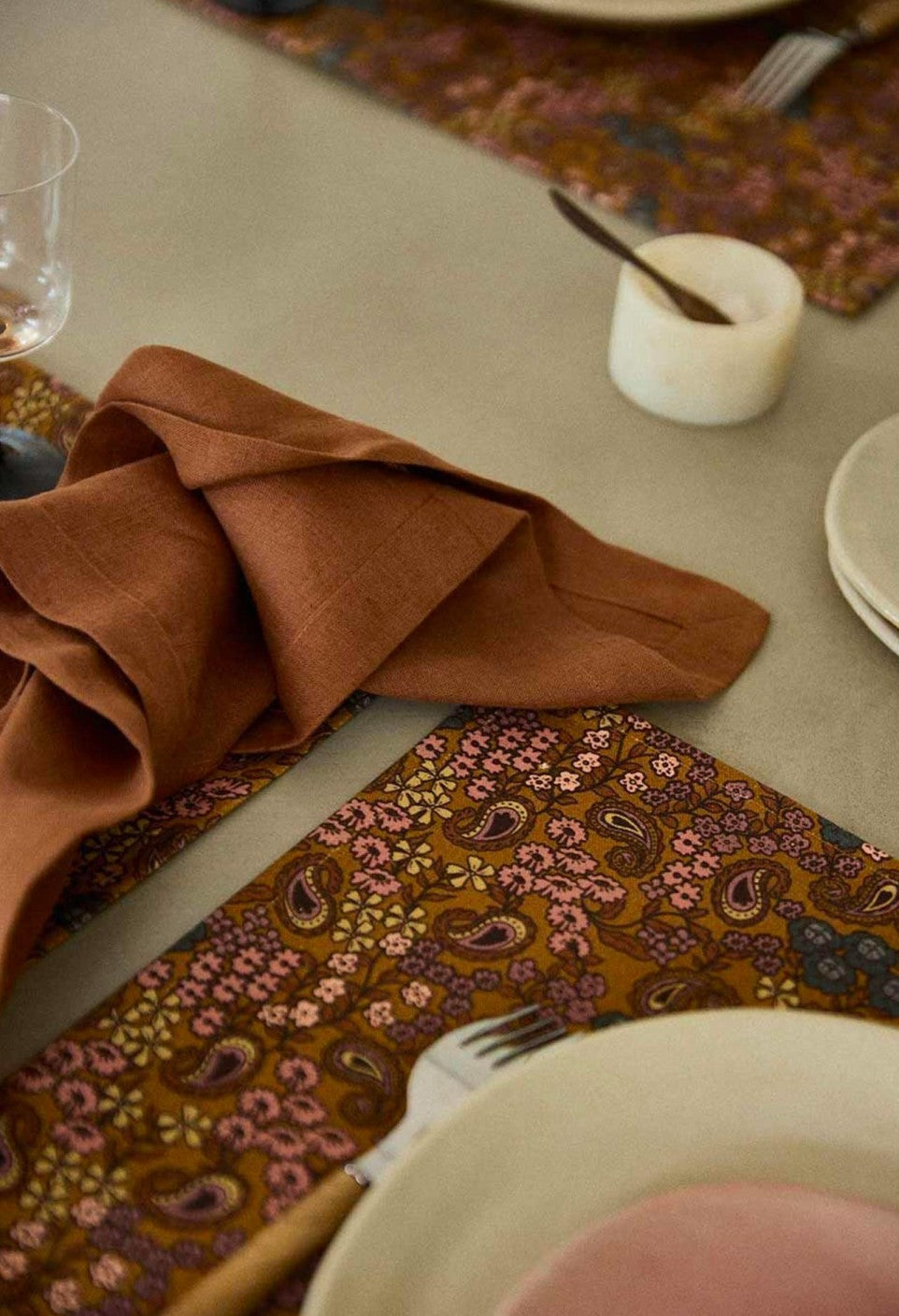 Gabrielle Moka Linen Napkins