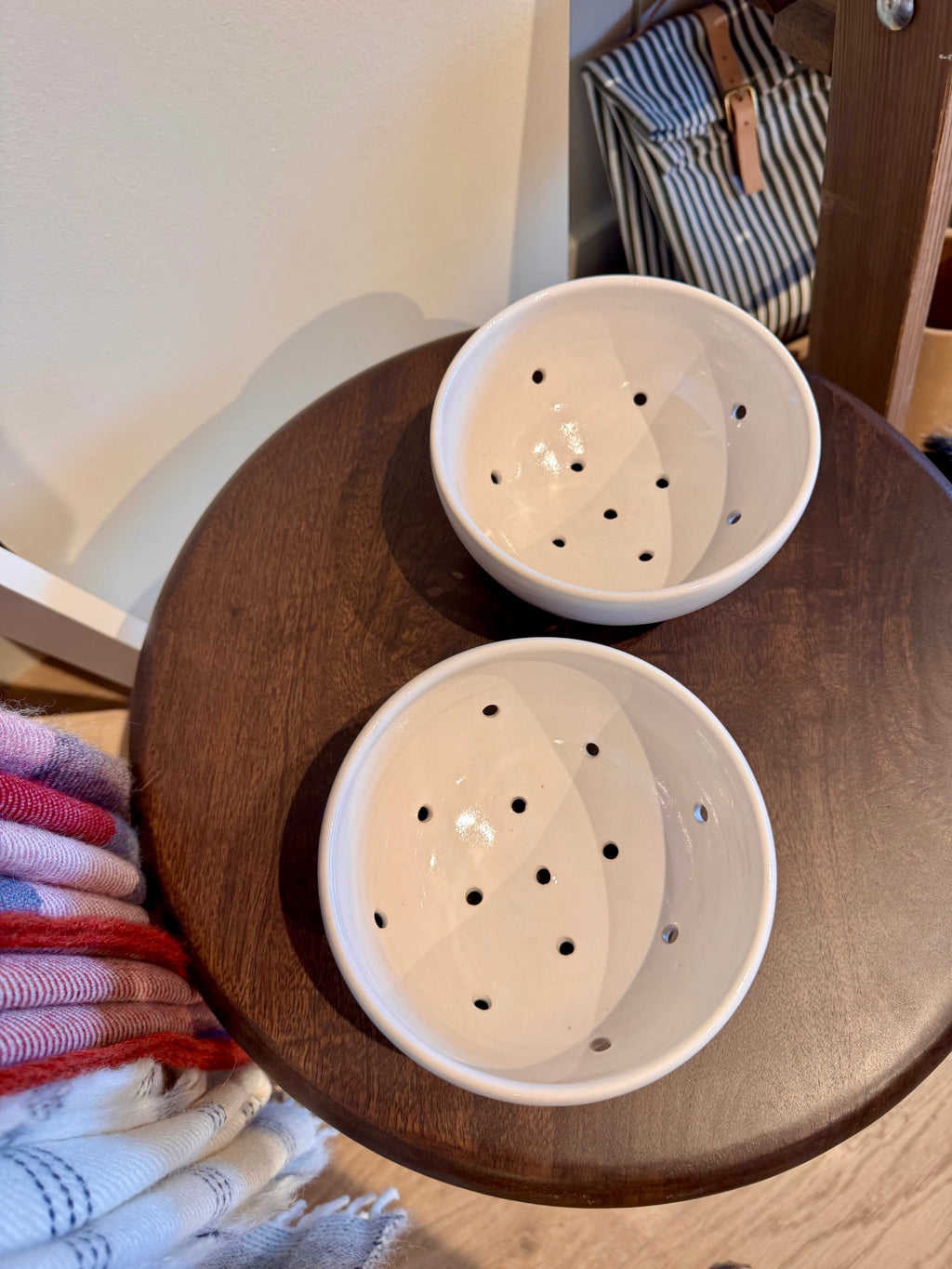 Berry bowl - White