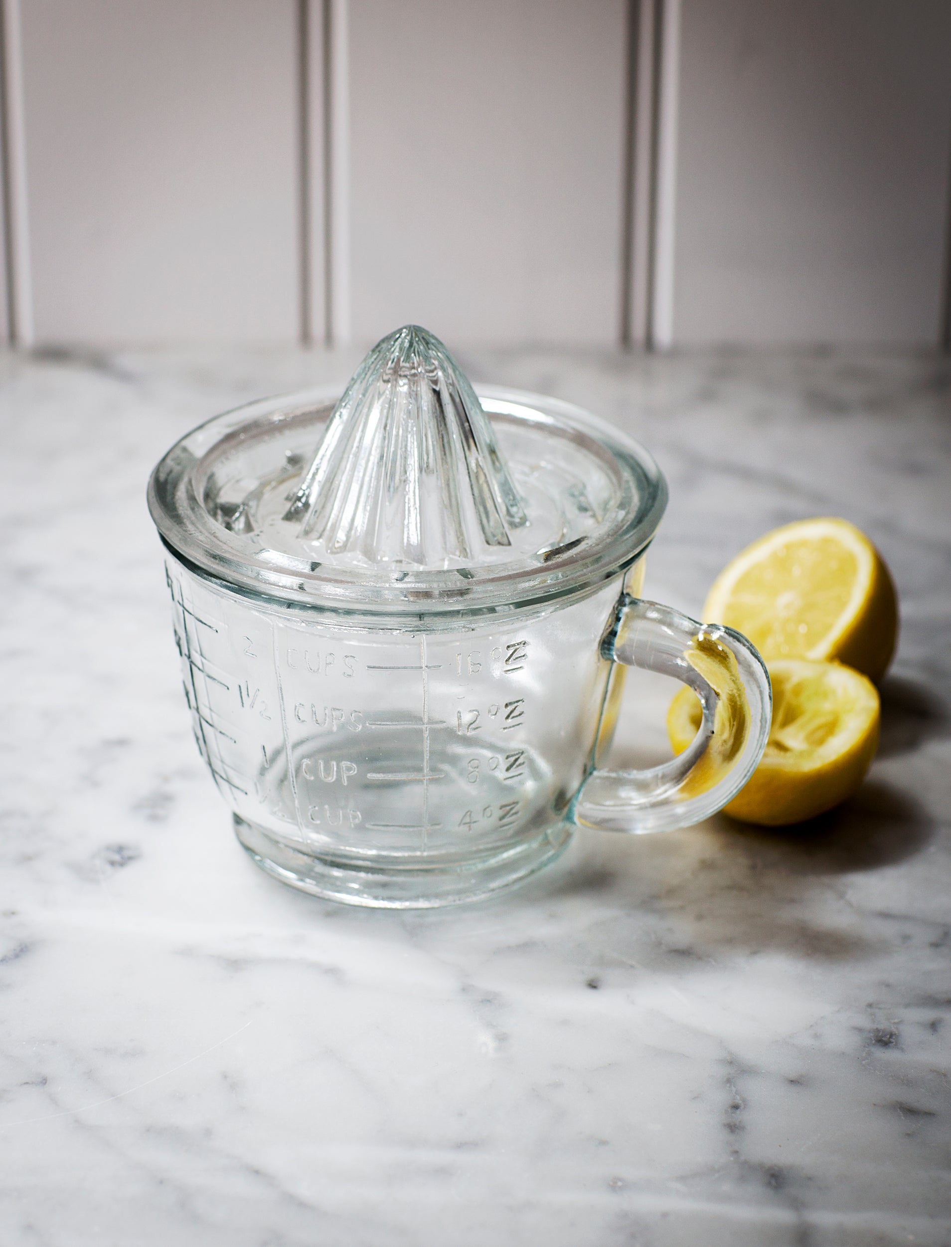 Glass Juicer with Jug