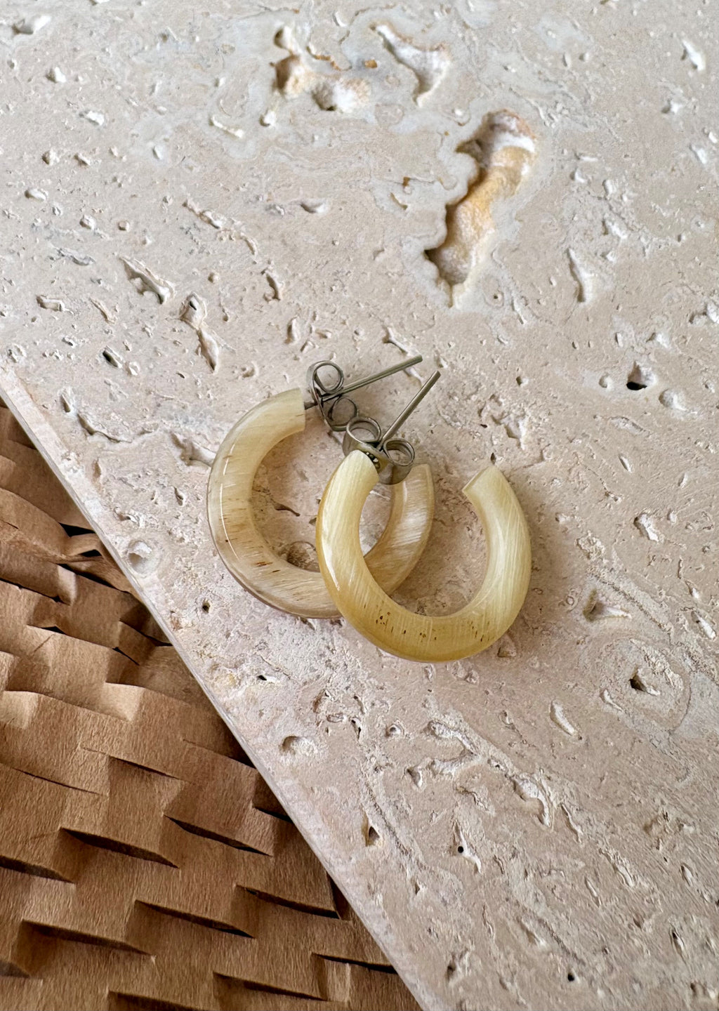 Odette Natural Horn Hugee Hoops