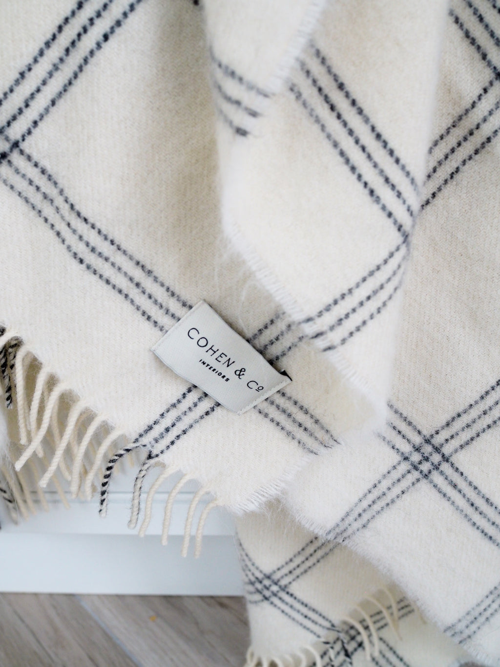 Whinnie Merino Lambswool Throw - White Pearl