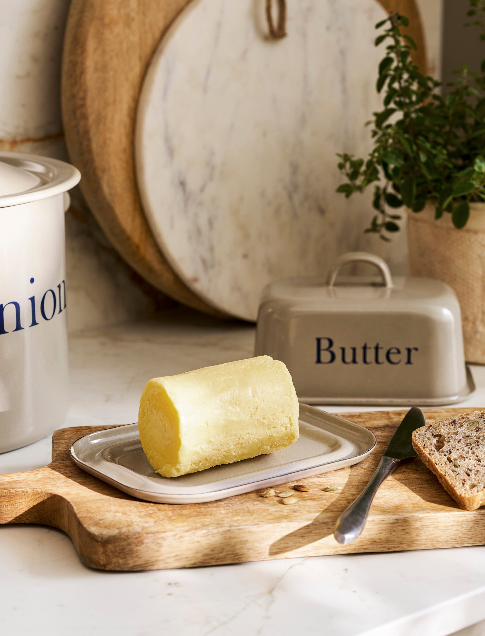 Enamel Butter Dish - Truffle